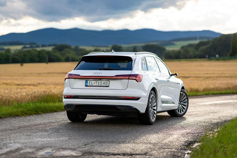 Audi e-tron (2020) /300kW - fotka 5 z 51