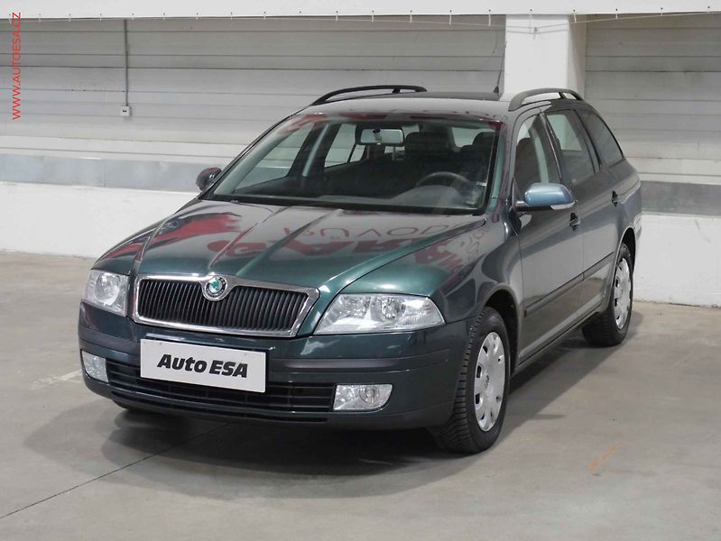 Škoda Octavia (2006) 1.6i, ČR, Ambiente - fotka 3 z 17