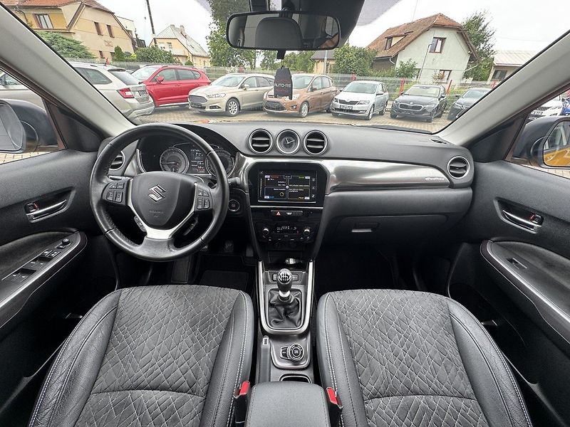 Suzuki Vitara (2020) 1.4i BoosterJet AllGrip LED - fotka 6 z 49