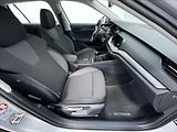 Škoda Octavia 2,0 TDI Combi Ambition Plus - náhled 17