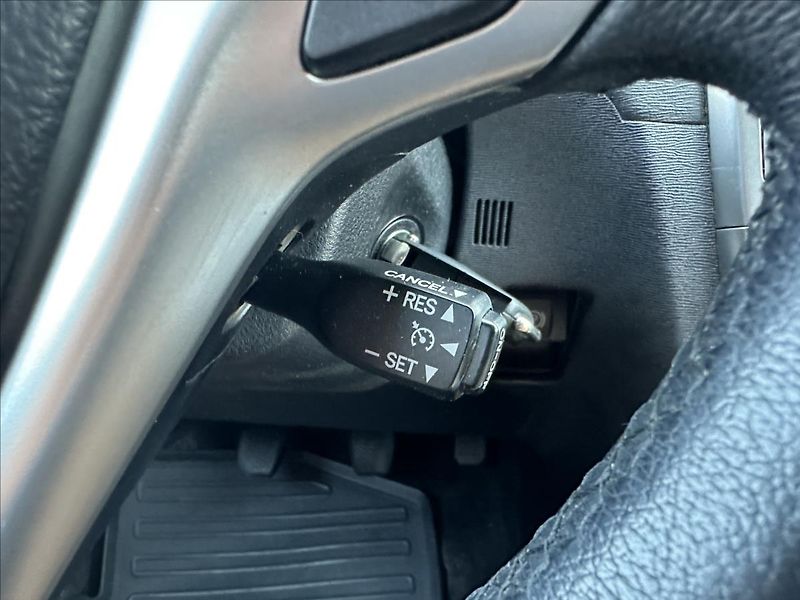 Toyota Avensis 1,8 TAŽNÉ - fotka 25 z 27