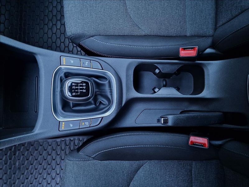 Hyundai i30 1.0 T-Gdi Family Smart Kombi - fotka 34 z 50