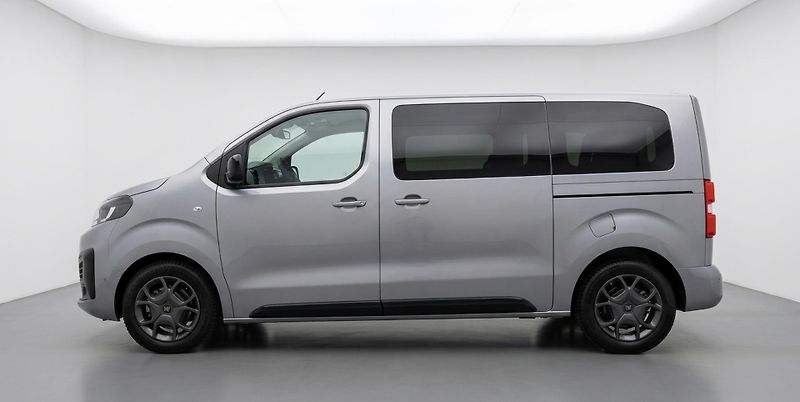 Fiat Ulysse (2026) 2.2 MTJ 180k 8AT ICON L2 - fotka 2 z 6