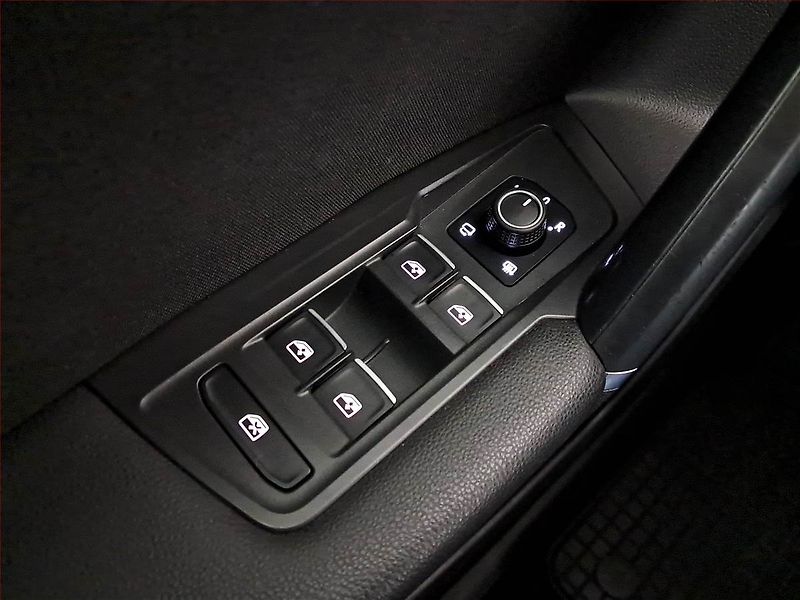 Volkswagen Tiguan Allspace (2019) Highline 2.0 TDI, ČR,1.maj - fotka 19 z 22