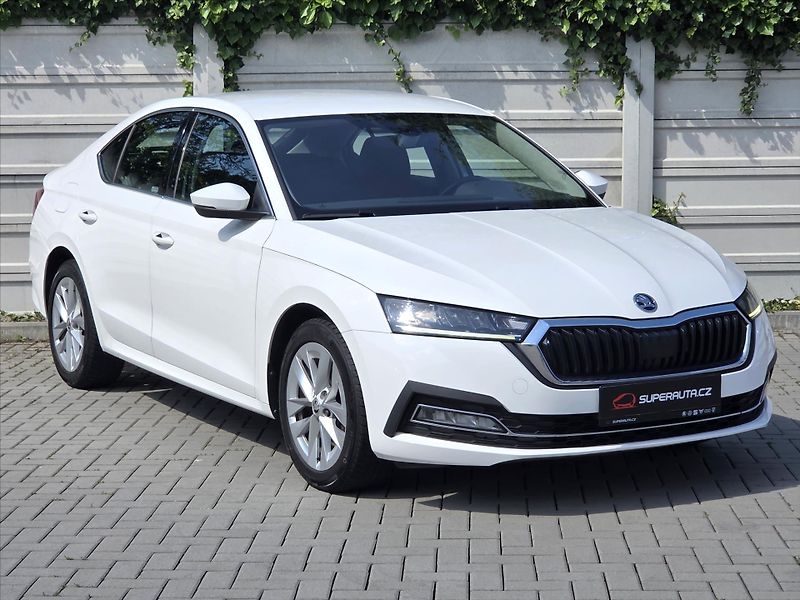 Škoda Octavia 1,5 eTSi DSG Style ČR 1.maj 16 - fotografie inzerátu