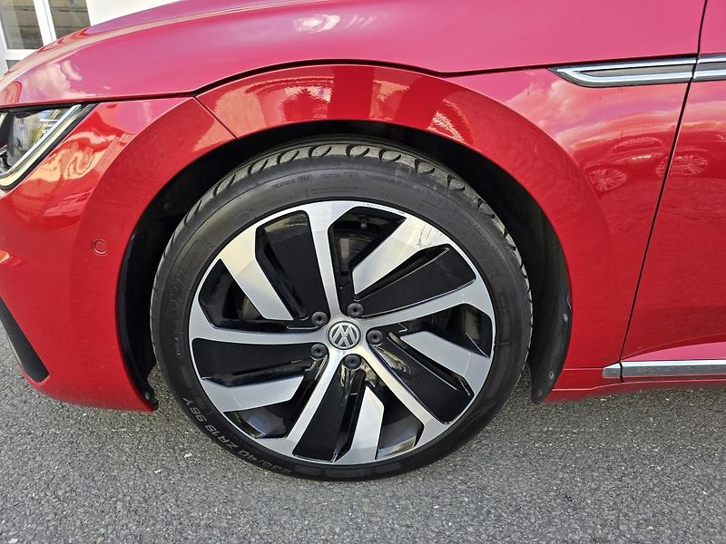Volkswagen Arteon R-LINE 200kW KŮŽE NAVI KAMERA - fotka 7 z 49