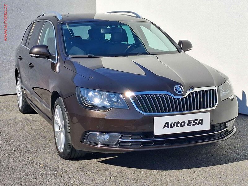 Škoda Superb (2015) 1.6 TDi, Elegance, bixen - fotografie inzerátu