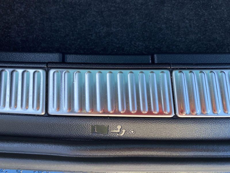 Škoda Superb (2023) Combi 2.0 TDI DSG Style - fotka 28 z 35