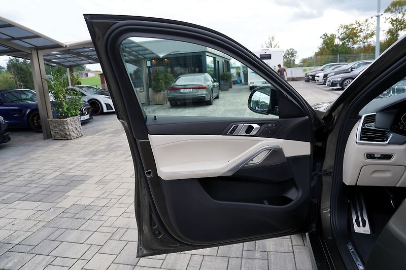 BMW X6 30d xDrive/Mpaket/DPH/1.maj. - fotka 17 z 47