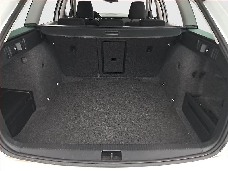 Škoda Octavia (2015) Scout 2.0 TDI, 4X4, Automat - fotka 14 z 23