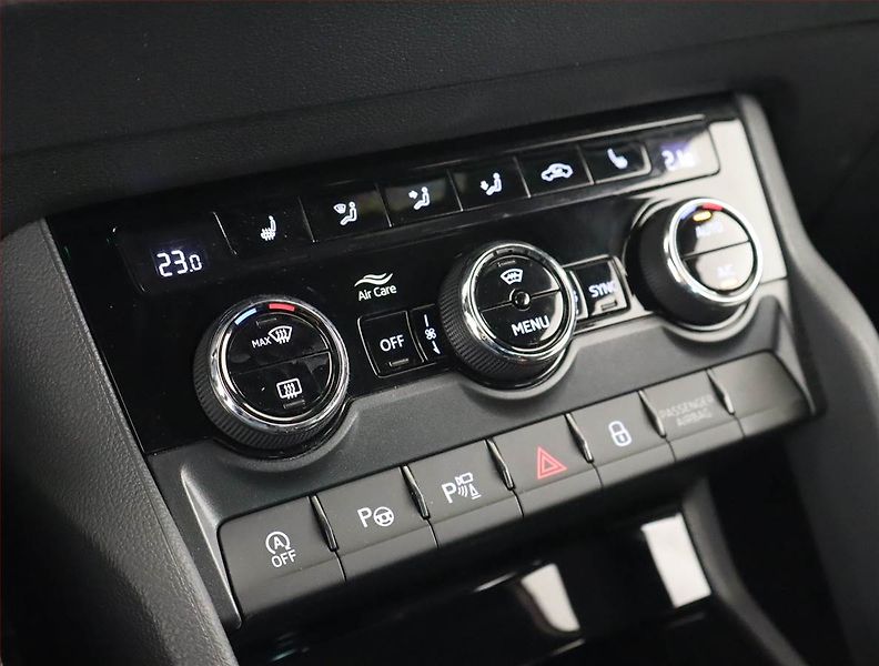 Škoda Karoq (2024) Sportline 1.5 TSI, Sportline - fotka 20 z 27