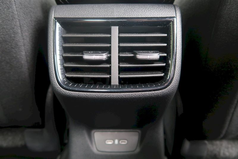 Škoda Fabia (2025) Monte Carlo 1.5 TSI 110 kW DSG - fotka 27 z 30