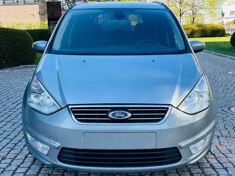 Ford Galaxy 2.0TDCi MANUÁL 7 MÍST VÝHŘEV - fotka 6 z 49