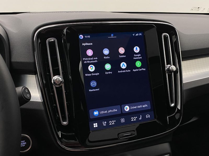 Volvo XC40 (2026) B3 AUT DARK ULTRA  - fotka 8 z 63
