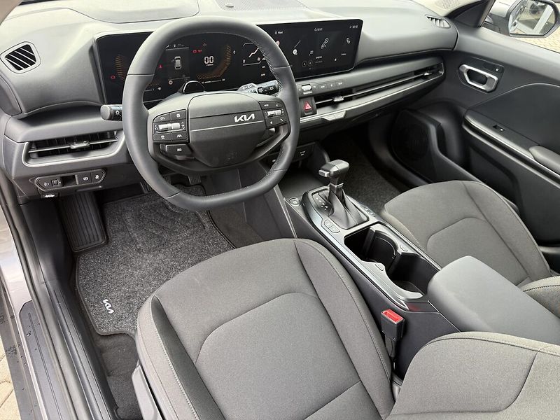 Kia K4 Sportswagon (2026) 1,6 T-GDi 7DCT 110 kW SPIN - fotka 4 z 6