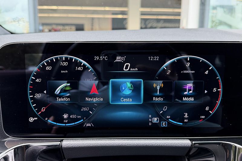 Mercedes-Benz GLA (2021) GLA 220d 4Matic AMG Line - fotka 69 z 121