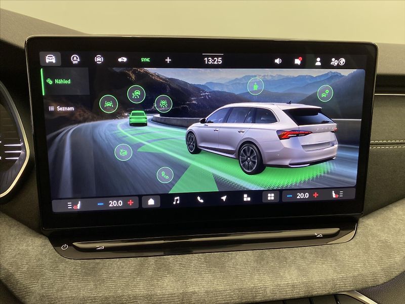 Škoda Octavia 1,5 TSI m-HEV 85kW DSG Top Sel - fotka 17 z 29
