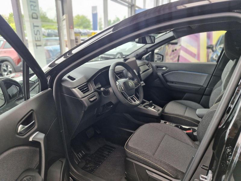 Renault Captur (2026) techno E-Tech full hybrid 160 - fotka 5 z 6