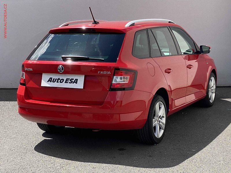Škoda Fabia (2017) 1.0 TSi, Drive, +ALU - fotka 4 z 16