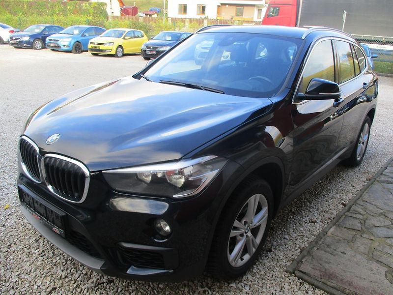 BMW X1 xDrive 18d nová TK - fotka 6 z 37