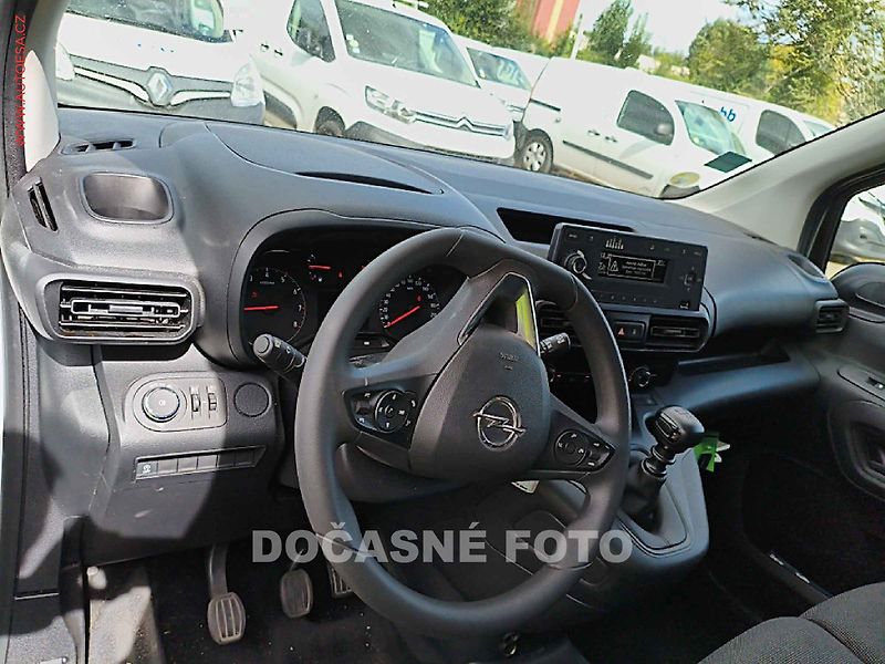 Opel Combo (2023) 1.5CDTi, AC - fotka 5 z 6