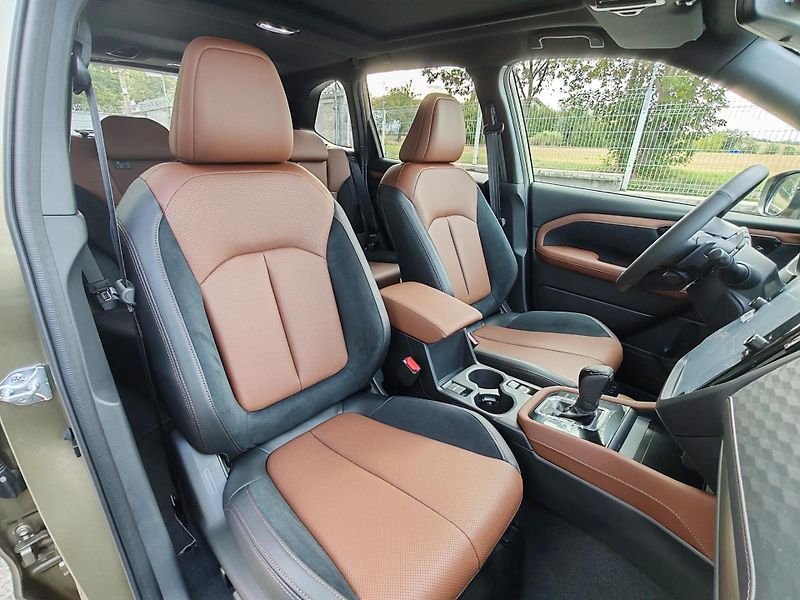 Subaru Forester (2026) 2.0i Touring - AKČNÍ CENA - fotka 11 z 13
