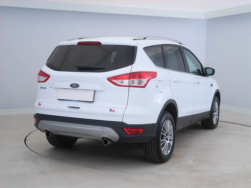 Ford Kuga (2013) Titanium 2.0 TDCi, 4X4 - fotka 5 z 17