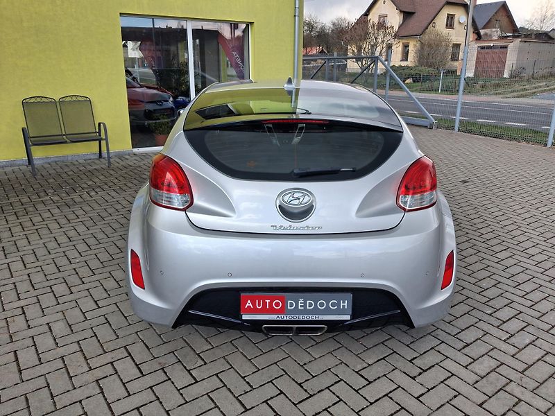 Hyundai Veloster (2011) 1,6GDi SERVISKA NOVÁSTK 2xKOLA - fotka 6 z 33