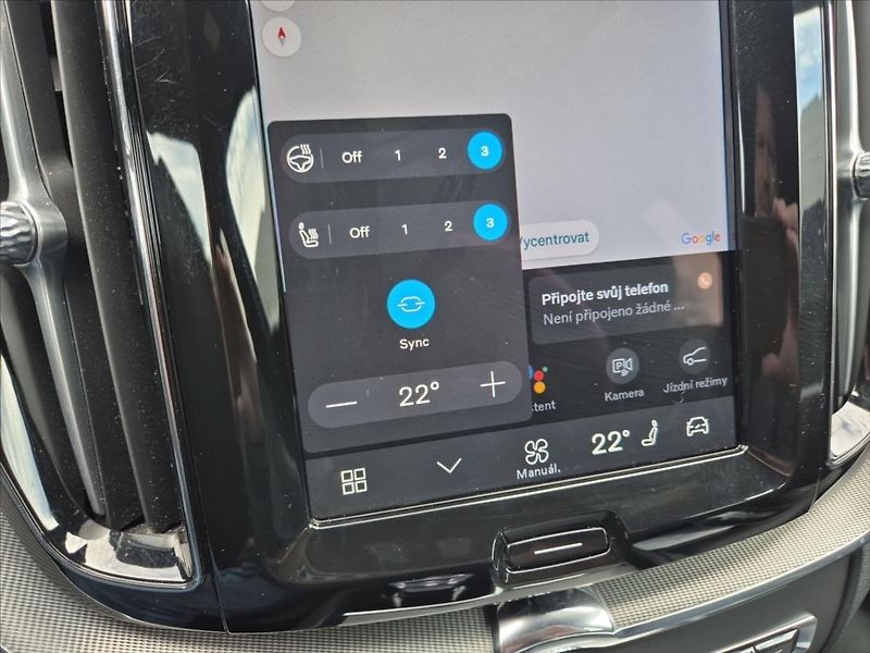 Volvo XC60 2,0 B4 AWD PLUS DARK - fotka 17 z 18