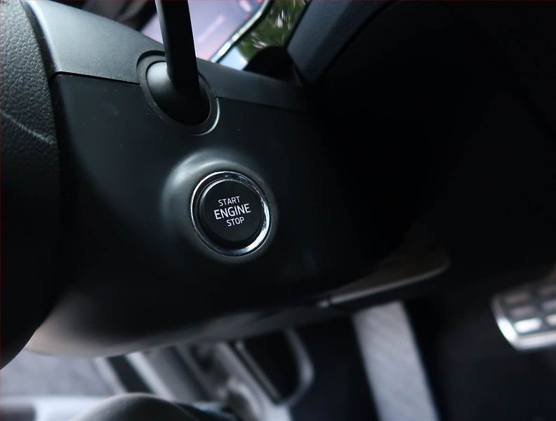 Škoda Superb (2019) Sportline 2.0 TDI, 4X4 - fotka 18 z 19