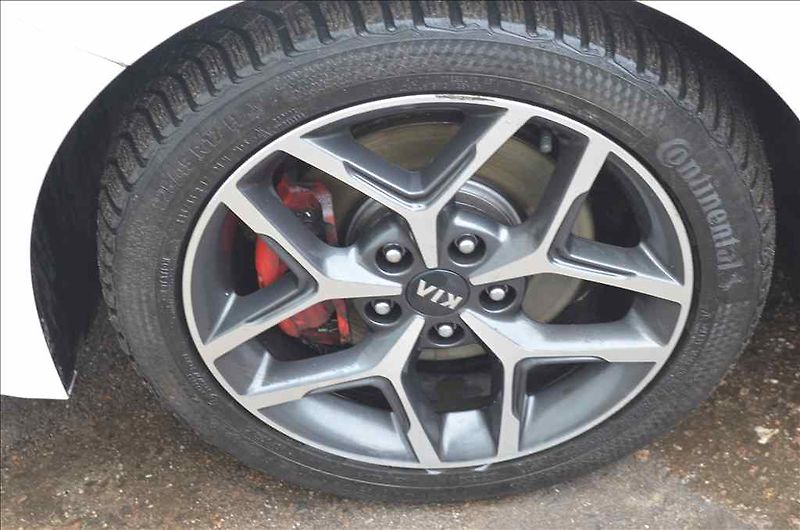 Kia Ceed (2020) 1,4 T-GDI - fotka 7 z 18