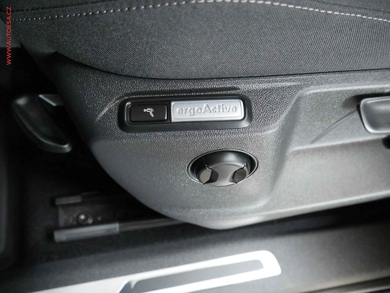 Volkswagen Tiguan Allspace (2022) 2.0 TDI, 2.maj,ČR, Elegance - fotka 20 z 22