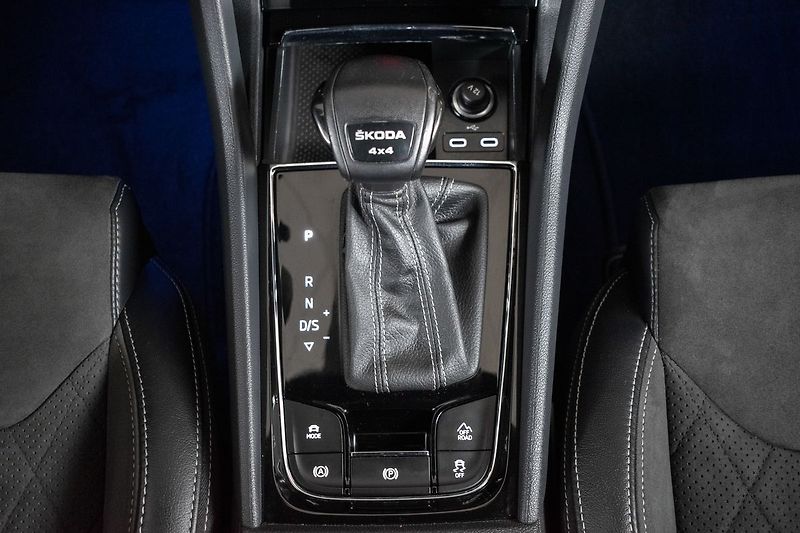 Škoda Kodiaq 2.0TDI Sportline4x4*DSG*ČR*DPH - fotka 25 z 47