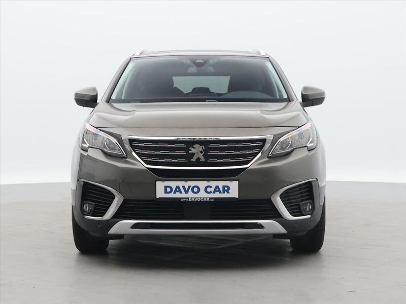 Peugeot 5008 1,2 PT 96kW Allure PANO 7-míst - fotka 2 z 33
