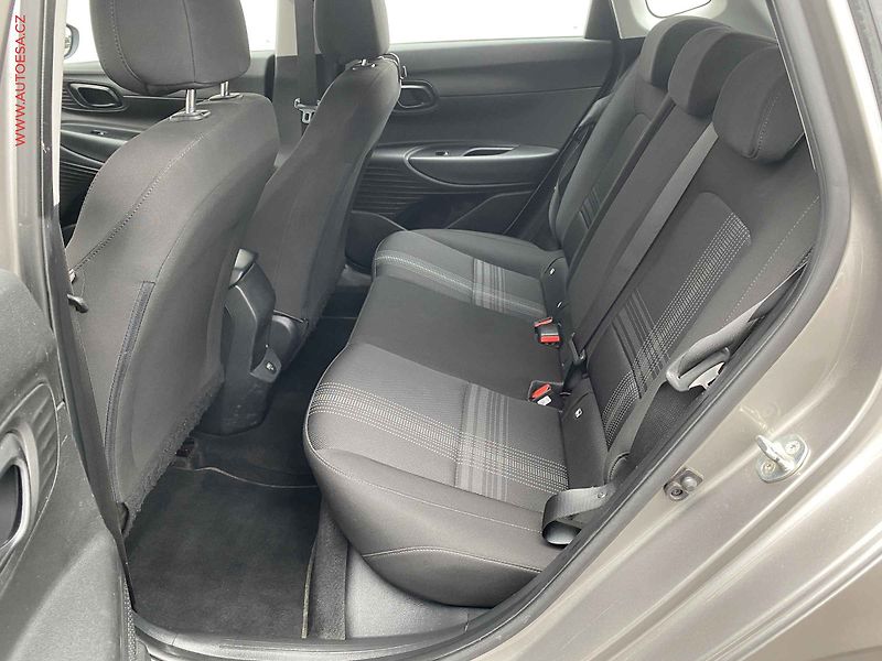 Hyundai i20 (2021) 1.2 MPi, 2.maj,ČR, servis - fotka 10 z 16