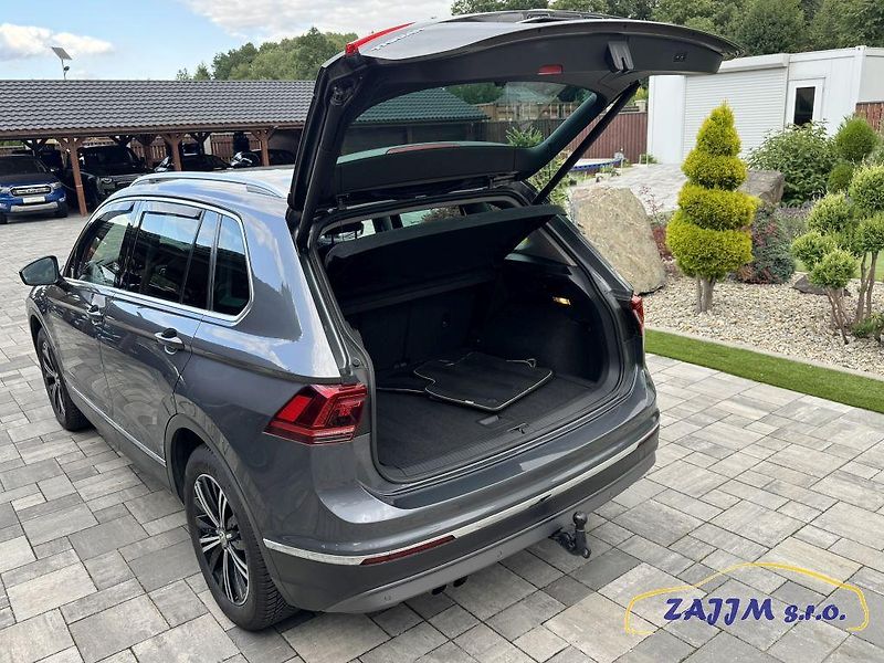 Volkswagen Tiguan 2.0TDI 4x4 + tažné, kamera - fotka 55 z 60