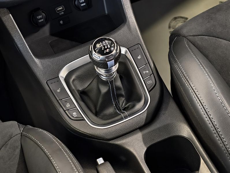 Hyundai i30 2.0 T-GDI 206kW N Performance  - fotka 16 z 25