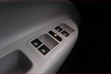 Škoda Octavia (2011) Laurin&Klement 2.0 TDI, Xenony - náhled 15