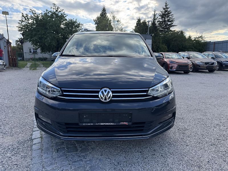Volkswagen Touran (2020) 2.0TDi 110KW 7-Míst Highline  - fotka 3 z 28