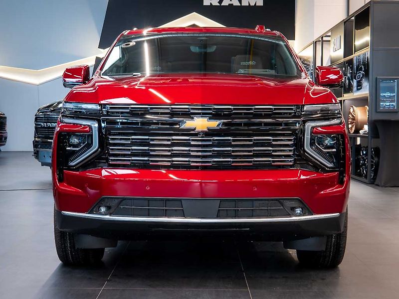 Chevrolet Suburban (2026) 6.2 V8 High Country 2026 - fotka 12 z 49