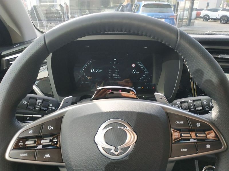 KGM Korando 1.5T, SMART,2WD, AT, SKLADEM - fotka 16 z 31