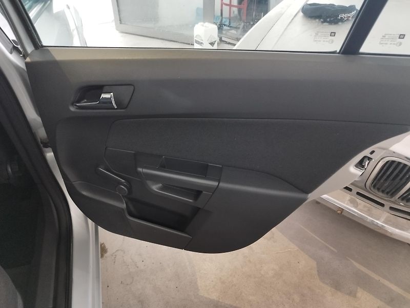 Opel Astra (2008) 1.6i,85kW,KLIM. - fotka 10 z 25