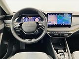 Škoda Octavia 1,5 TSI m-HEV 110kW DSG Top Se - náhled 10