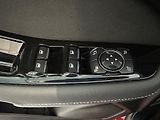 Ford S-MAX Titanium 2.0 EcoBlue 150k man. - náhled 25