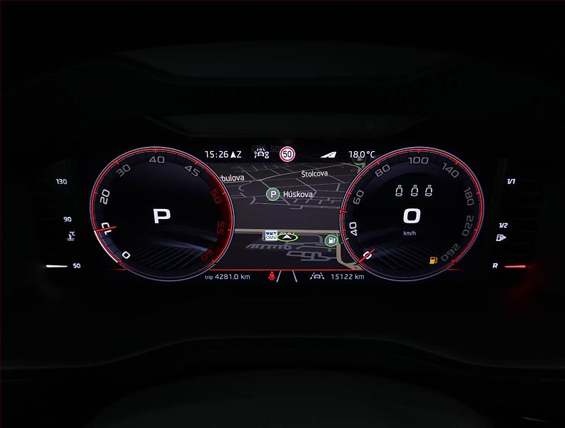 Škoda Karoq (2025) 2.0 TDI, Sportline - fotka 9 z 21