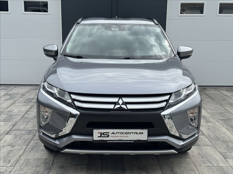 Mitsubishi Eclipse Cross 1,5 Turbo 163PS  Spirit - fotka 3 z 52