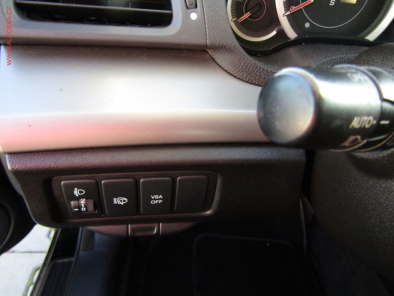 Honda Accord (2009) 2.0i, AT, STK04/2026 - fotka 13 z 20