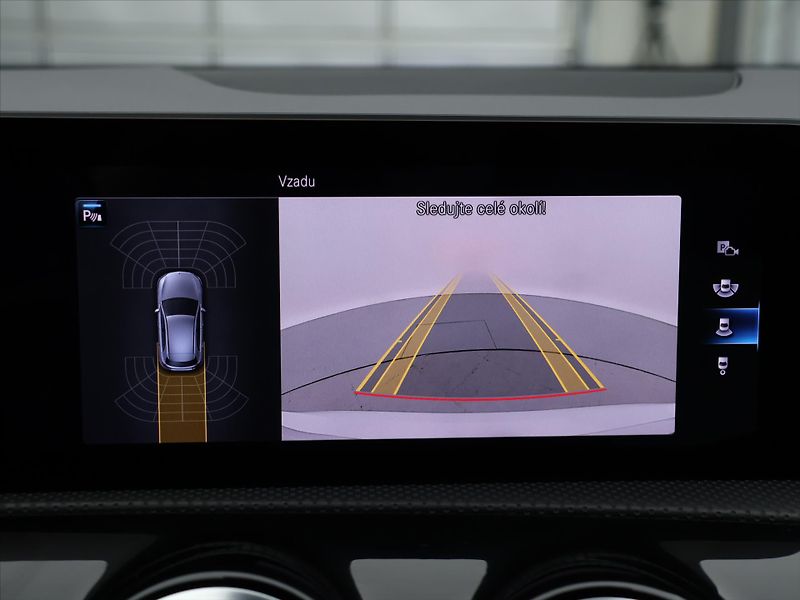 Mercedes-Benz Třídy A 1,3 200  Aut. CZ AMG Sport DPH - fotka 26 z 36