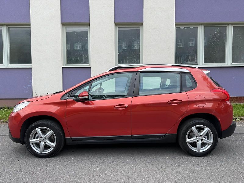 Peugeot 2008 1,2 PureTech / servis.kn./  - fotka 2 z 22