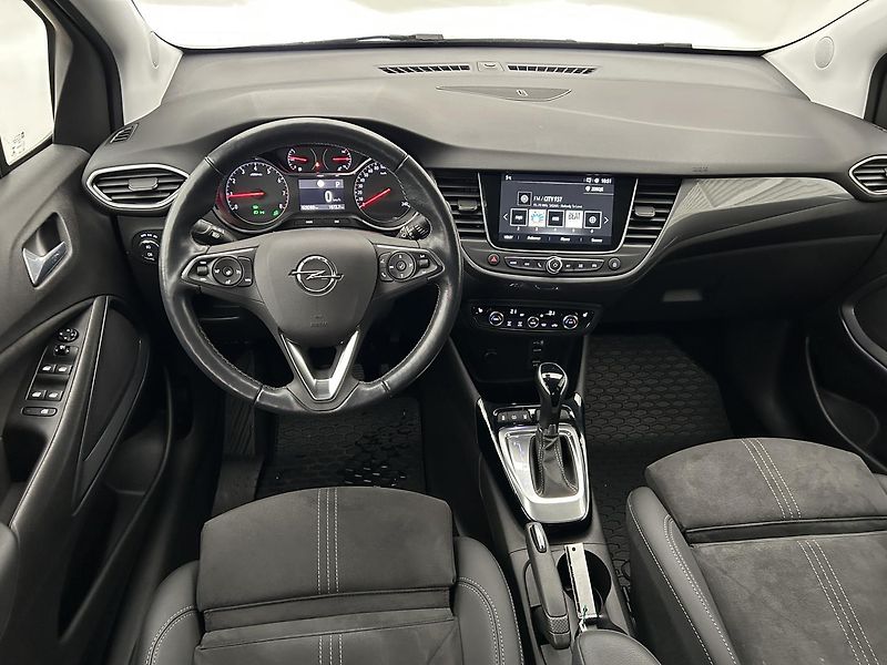 Opel Crossland 1.2 TURBO Ultimate - fotka 16 z 28